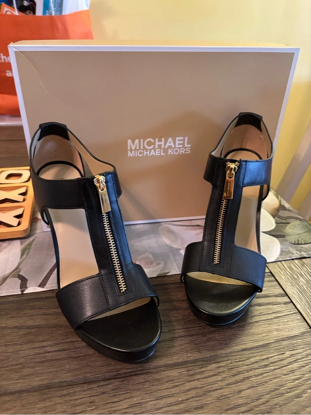 Michael Kors elegant black